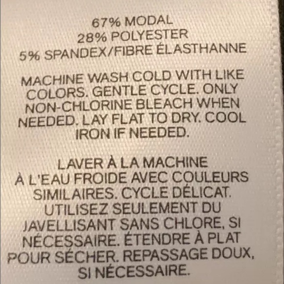 Express Women’s Super Soft 3/4 Sleeve Olive Green T Shirt Top In Size SP - Picture 8 of 9